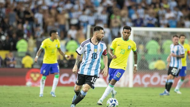 Rodrygo, dio a conocer que no puede hablar sobre la discusión que tuvo con Lionel Messi
